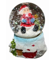 Χριστουγεννιάτικη Διακοσμητική Χιονόμπαλα με Άγιο Βασίλη που κρατάει Δωράκι (8cm)