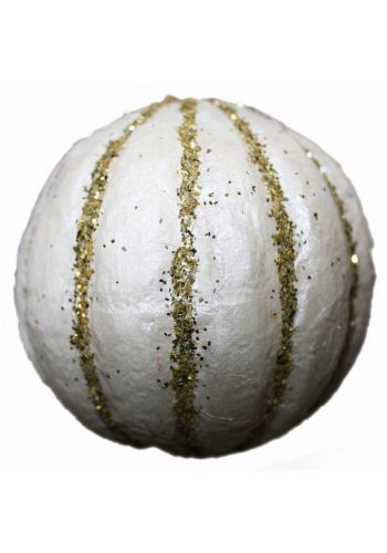 Χριστουγεννιάτικη Λευκή Μπάλα, με Ασημί Κάθετες Ρίγες (6cm)